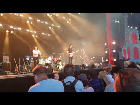 MARLON WILLIAMS - Nobody Gets What They Want Anymore - live Roskilde Festival 2018