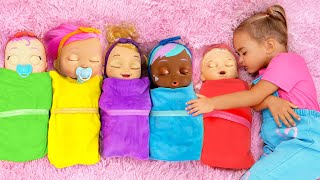 Download lagu Colors Song and other songs from Alice mp3 Download lagu Colors Song and other songs from Alice mp3