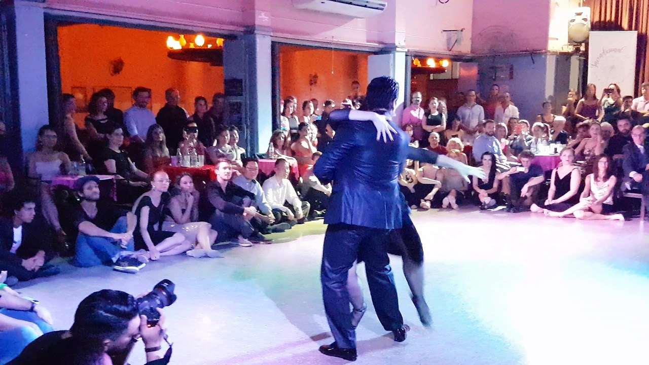 Ariadna Naveira y Fernando Sanchez. Argentina Tango Salón Festival en Viva La Pepa Milonga (1/2)