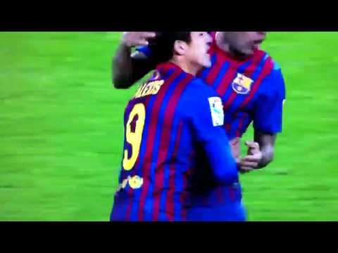 Gol de Alexis Sanchez 1-1 Madrid-Barcelona 12-10-2011