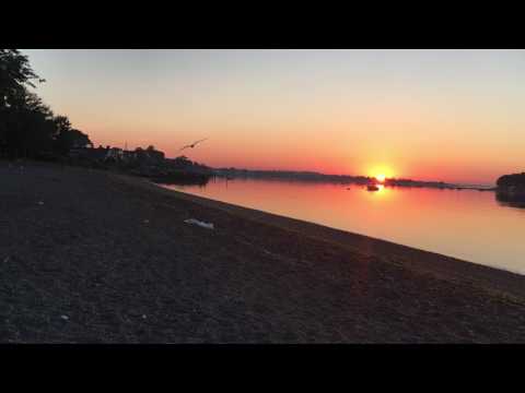 Walking past Norwalk. BeachLyfe