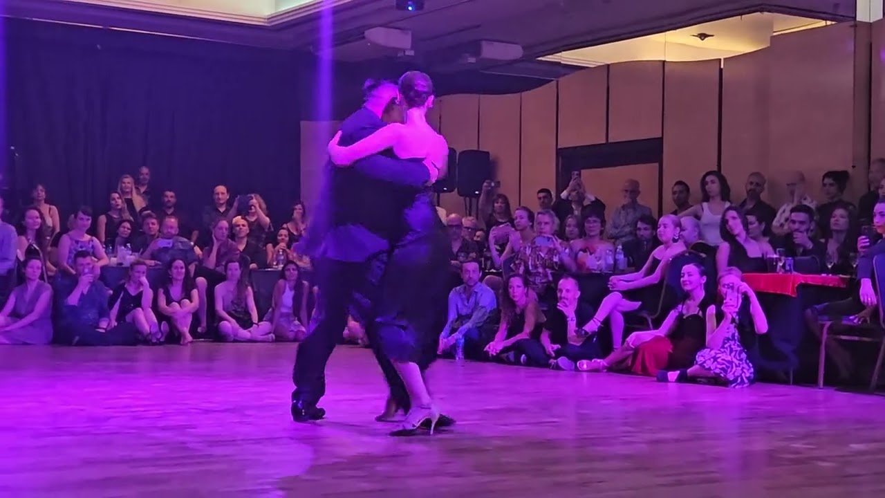 CARLOS ESPINOZA y AGUSTINA PIAGGIO Viva La Pepa Milonga dentro del ATSF (3/3) Buenos Aires,  14/1/24