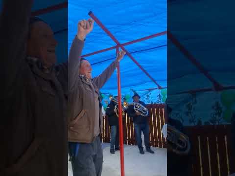 Fanfara lui Raducu de la Valea Mare tel.0772135953