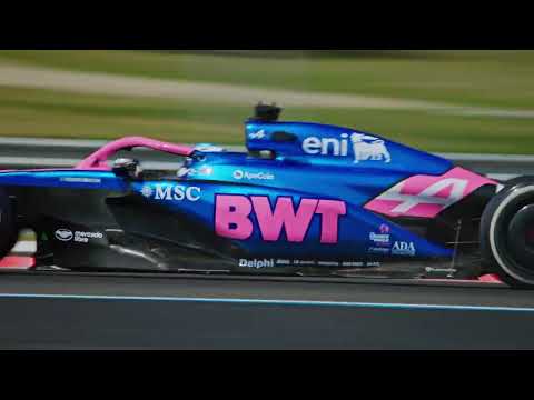Slide 2 - 1:8 BWT Alpine F1 Team A525 Racing Car - 2173 pcs (video)