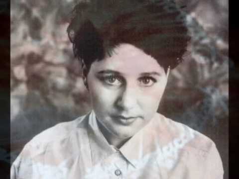 download lagu mp3 mp4 Elizabeth Fraser Lord Of The Rings, download lagu Elizabeth Fraser Lord Of The Rings gratis, unduh video klip Elizabeth Fraser Lord Of The Rings