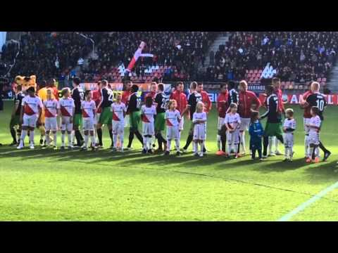 Opkomst FC Utrecht - Feyenoord met mascottes