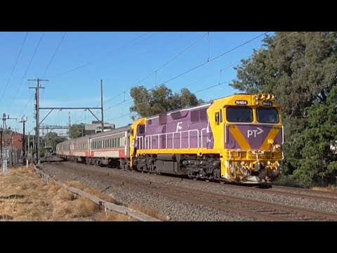 V/Line Trains on Glenroy Bank 7/4/18