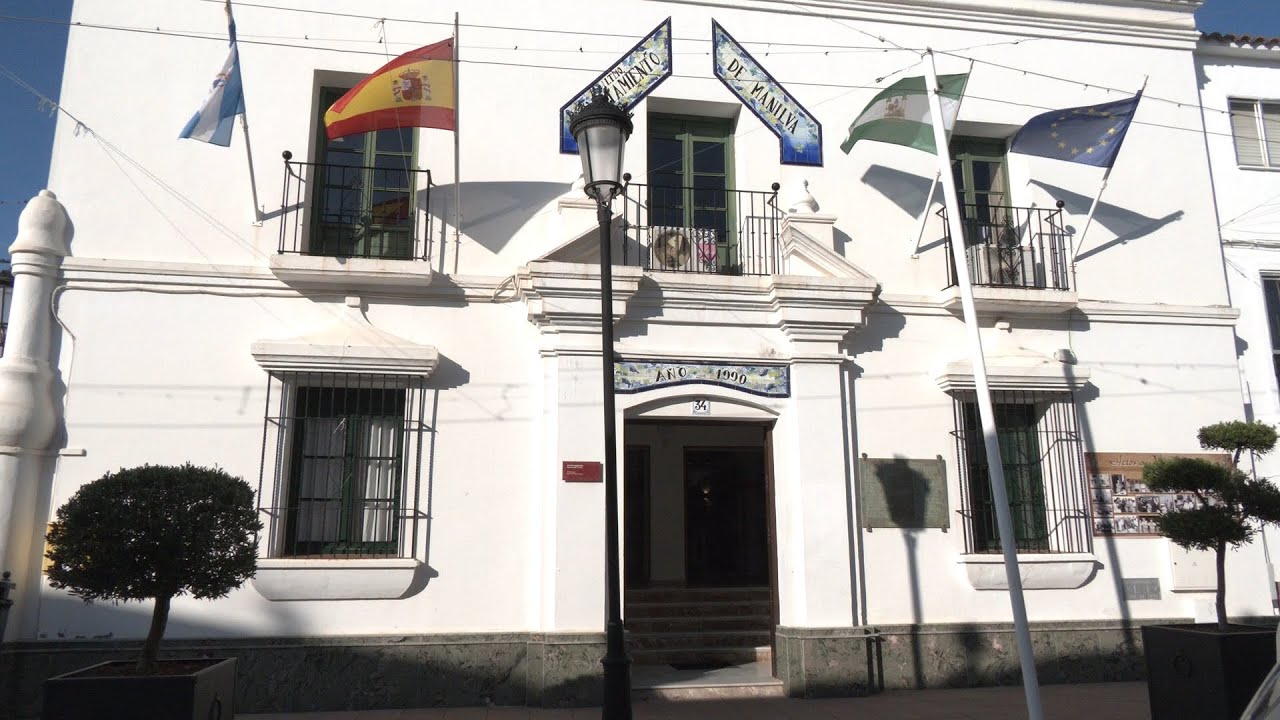 El equipo de Gobierno celebra su primera junta local