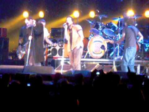 Pearl Jam with Mike Ness - Down - Spectrum 10/28/09