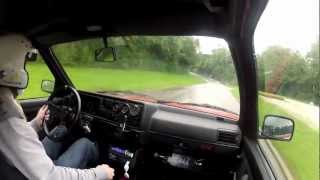 preview picture of video 'Slalom de Romont 2012 sous la pluie en 2min40s VW Golf 2 GTi 16v'