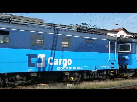 122.049-0 a 122.001-1 a 122.025-0 a 123.009-3 nebo "Cargovlak"