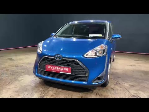 Toyota Sienta HYBRID - 7 SEATER - POWER DOORS - Image 2