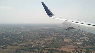 preview picture of video 'Landing at Udaipur Airport. CITY Of Lakes.'