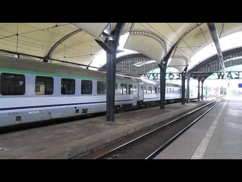 EP09-044 (EU: 150 042-6) z EiC 6150 "ŚNiEŻKA" (JEL.GÓR.-WAWA.WSCH.) - start z WR.GŁ.