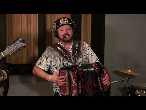 Los Viejones de Linares de Edwin Sandoval - Llegando a mi pueblito - Echando Rolas 