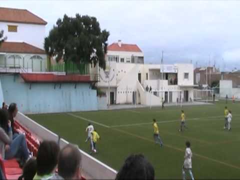 Uma jogada tipo  Almada a cortar limpo, Corroios a fazer falta