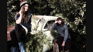 Angus &amp; Julia Stone - Red Berries