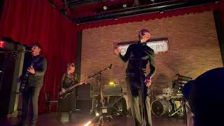 Cold - No One (Live Pittsburgh 10-30-25) w/ Sierra Swan