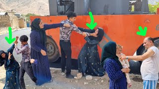 Download lagu Zainab cleaned Agha Akbar's house today.👀😱 And the truth that Hakimeh revealed to Abbas mp3