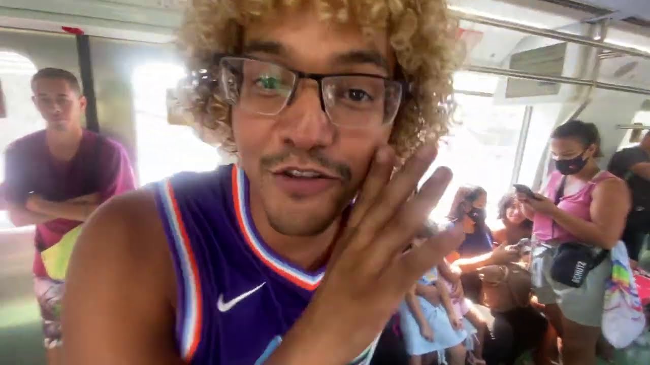 Aula de História no vagão Freestyle - Mc Estudante