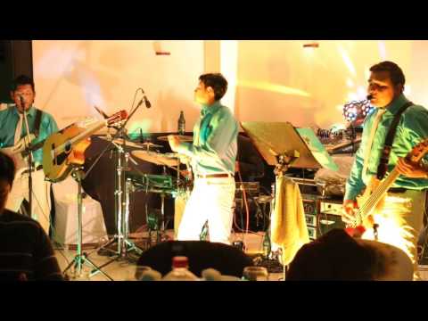 ROKA SOLIDA DE SEVILLA PRESENTES EN EL 15 AÑOS DE CLAUDIA EN MALAGA