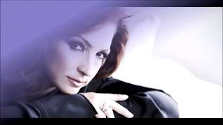 Breaking Up Is Hard To Do  GLORIA ESTEFAN  (with lyrics)