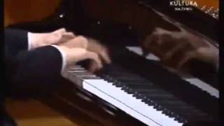 GANADOR DEL CONCURSO MUNDIAL DE PIANO 2005