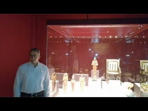 لأول مرة.. وزير السياحة يفتتح معرض متحفي للقطع الأثرية لتوت عنخ أمون