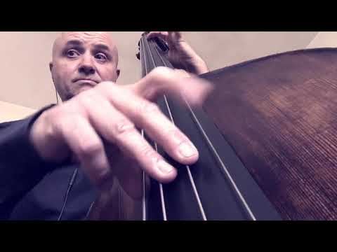 Swing 39 Bass Line Play Along Backing Track