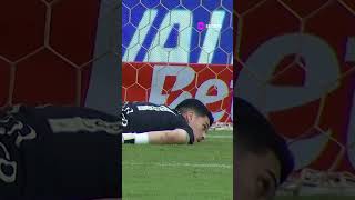 O BRAZÃO SALVOU A VITÓRIA DO SANTOS CONTRA O NOROESTE NESSA DEFESAÇA #shorts