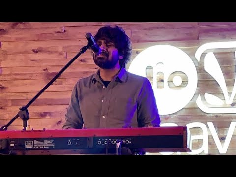 Aashiqui 2 Love Theme Piano Performance Video