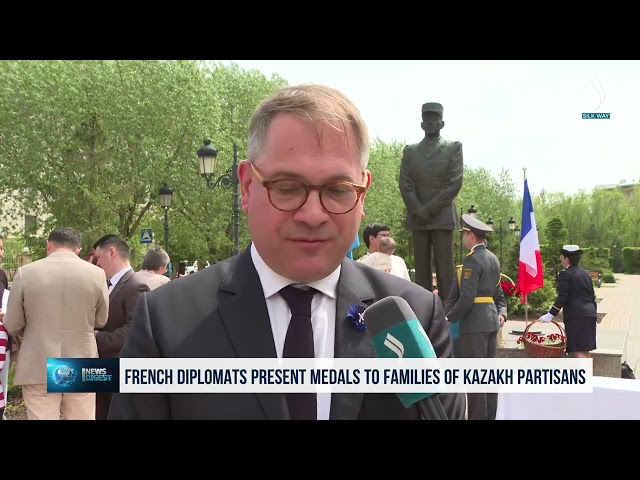 French diplomats present medals to families of Kazakh partisans