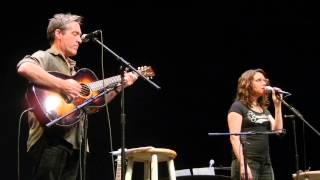 Richard Shindell &amp; Lucy Kaplansky - The Ballad Of Mary Magdalen