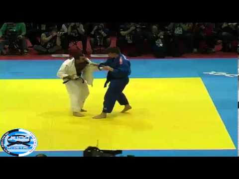 Judo Grand Prix Dusseldorf 2013 Bronze -90kg GOGOTCHURI Zviad (GEO) - VAN T END Noel (NED)