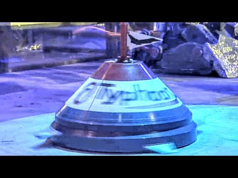 Typhoon 2 - Series Ex2 Fight - Robot Wars - 2003
