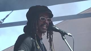 Ocean Alley - Knees (Falls Festival Fremantle Oval, Western Australia 6th January 2019)