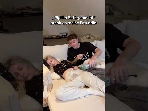 Das kam unerwartet 😂 #comedy #funny #prank #couple #trendingonshorts