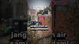 Download lagu gila para warga ini malah ngajak perang air!...#shorts #aksi #viral mp3 Download lagu gila para warga ini malah ngajak perang air!...#shorts #aksi #viral mp3