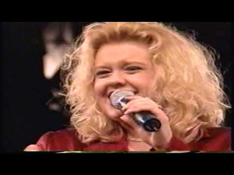 05-2000-09-16 NQC Saturday - Talley Trio - 3 Songs - "Searchin'" with Jason Crabb