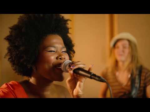 Groove in Bahia | Beleza Pura (Caetano Veloso)