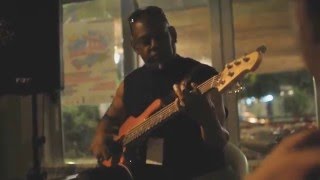 Big James and The Chicago Playboys - Early In The Morning