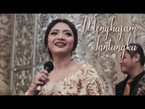 Tompi - menghujam Jantungku (live) Symphony Entertainment Surabaya