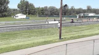 preview picture of video 'Customized Creationz Vmax vs 919 Honda  Drag Race 6-9-2012 Lapeer Dragway V Max wins!'