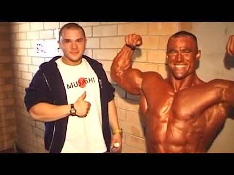 Overall Winner Nick Jones backstage at NABBA South Australia 1998