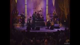 Hall &amp; Oates   Me And Mrs  Jones Live 2003