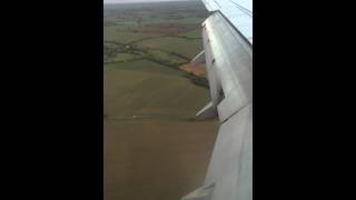 Ryanair Boeing 737-800 Landing Stansted Airport