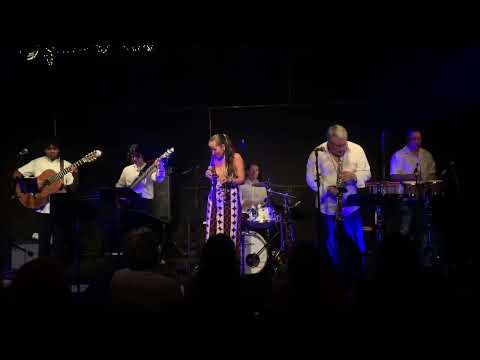 Simples Carinho (João Donato/ Abel Silva) tribute to Angela Roro by Juliana Areias - dream is on