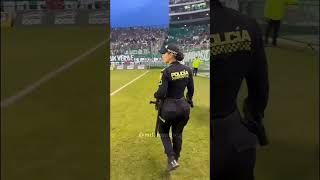 Esssa policial viralizou na internet! #shorts