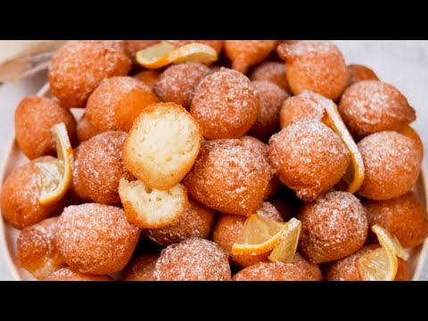 Quick lemon fritters: fluffy and delicious to prepare in a few minutes!