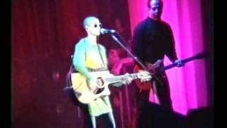 Sinead O&#39;Connor - The emperors new clothes Live